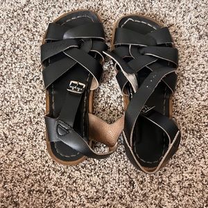 Black kids saltwater sandals
